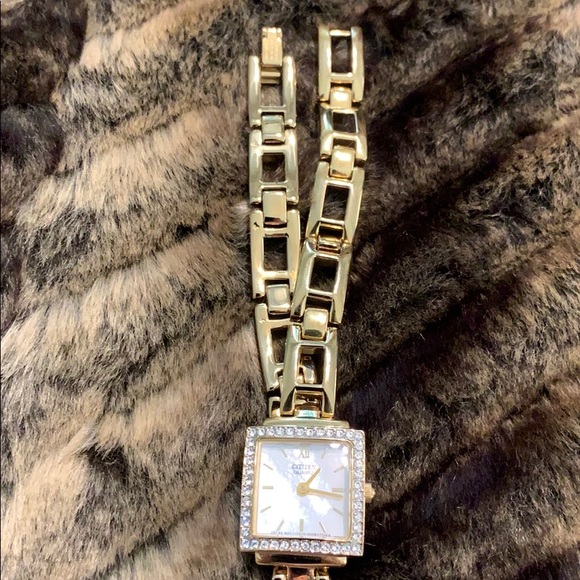 Vintage  -  Absolutely gorgeous Citizen quartz watch #A75